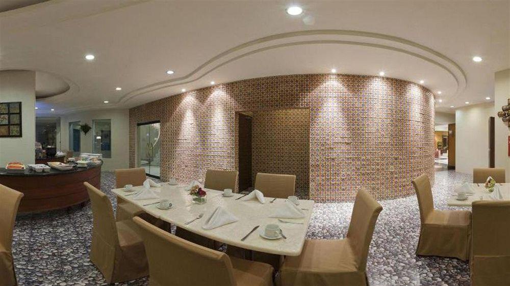 Crowne Plaza San Pedro Sula Otel Dış mekan fotoğraf