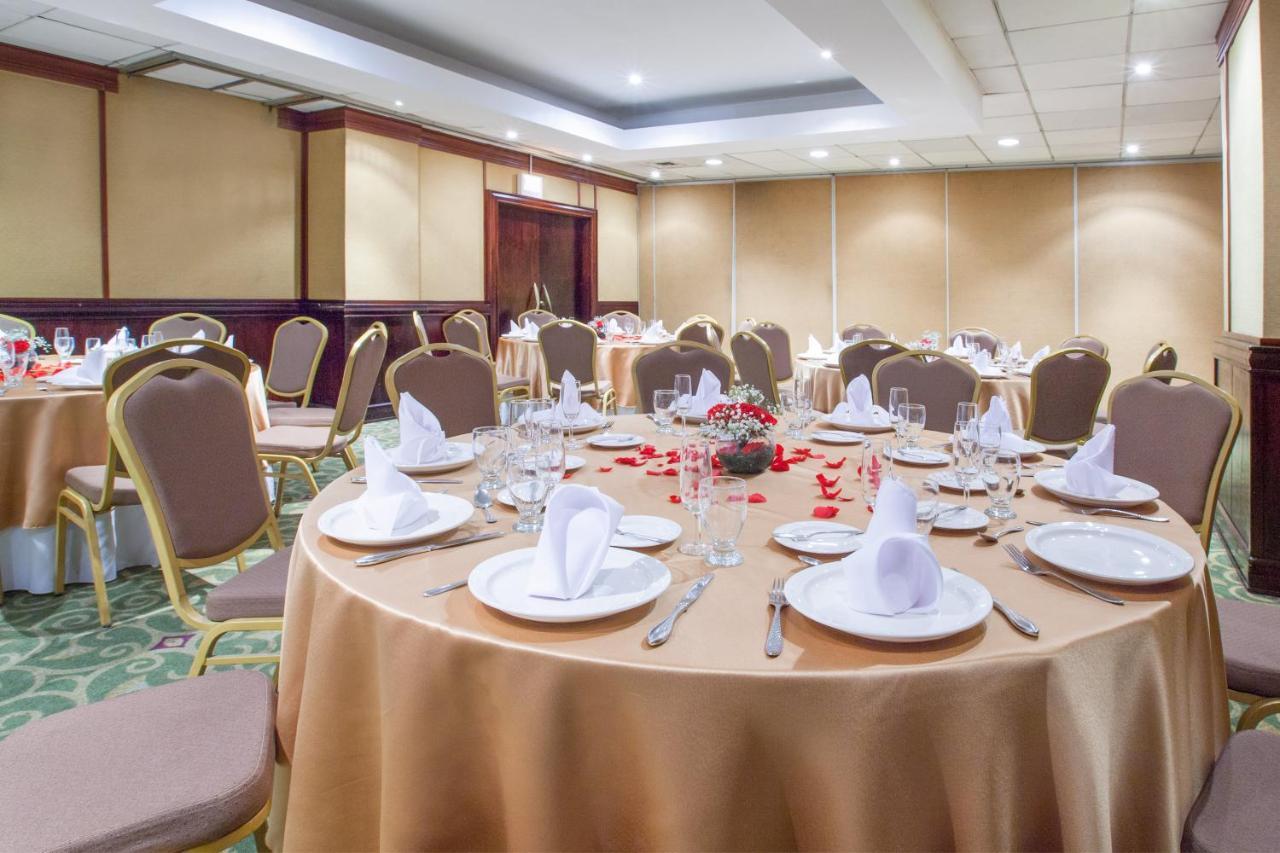 Crowne Plaza San Pedro Sula Otel Dış mekan fotoğraf